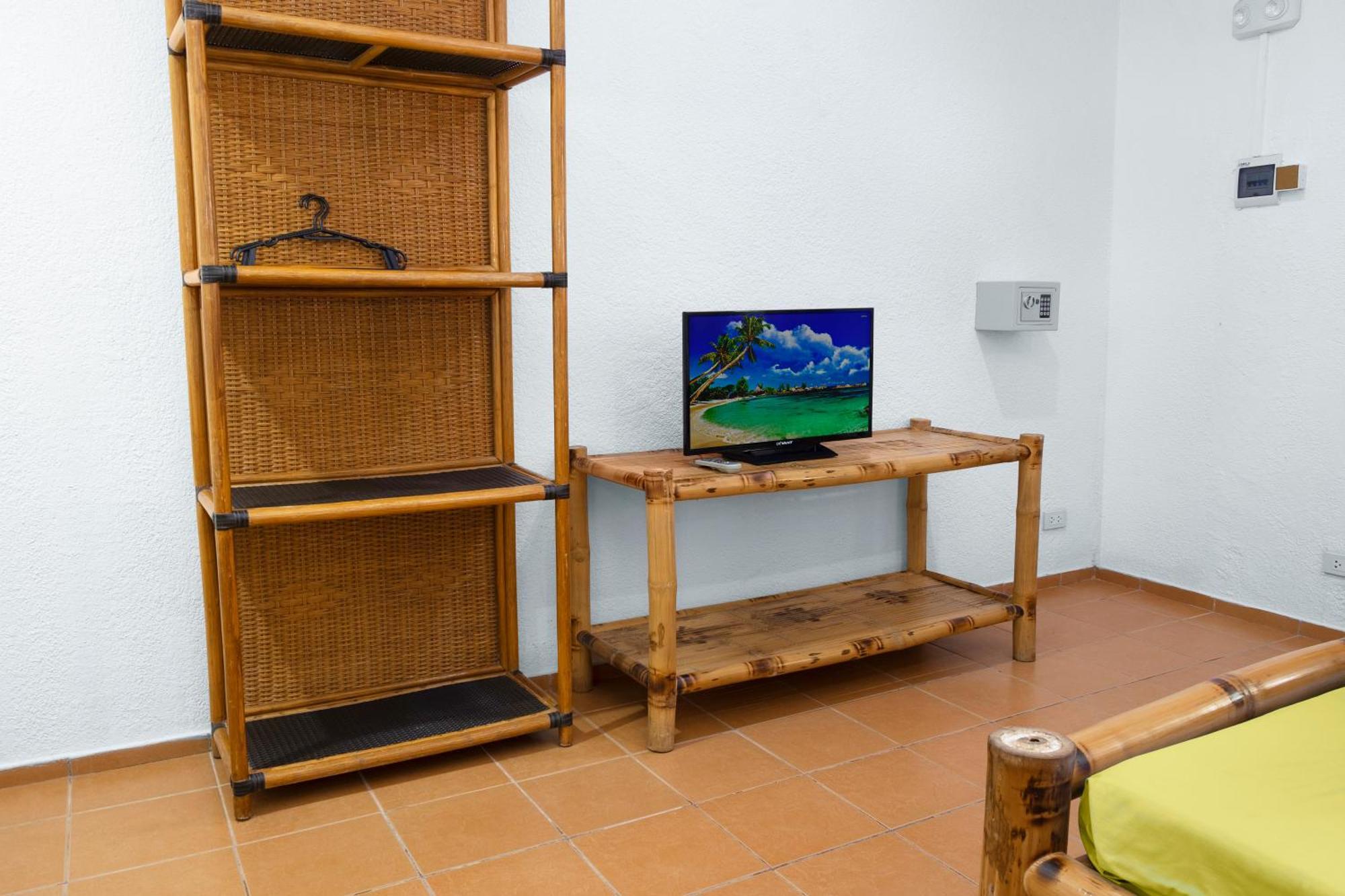 Panglao Chocolate Hills Hostel Экстерьер фото