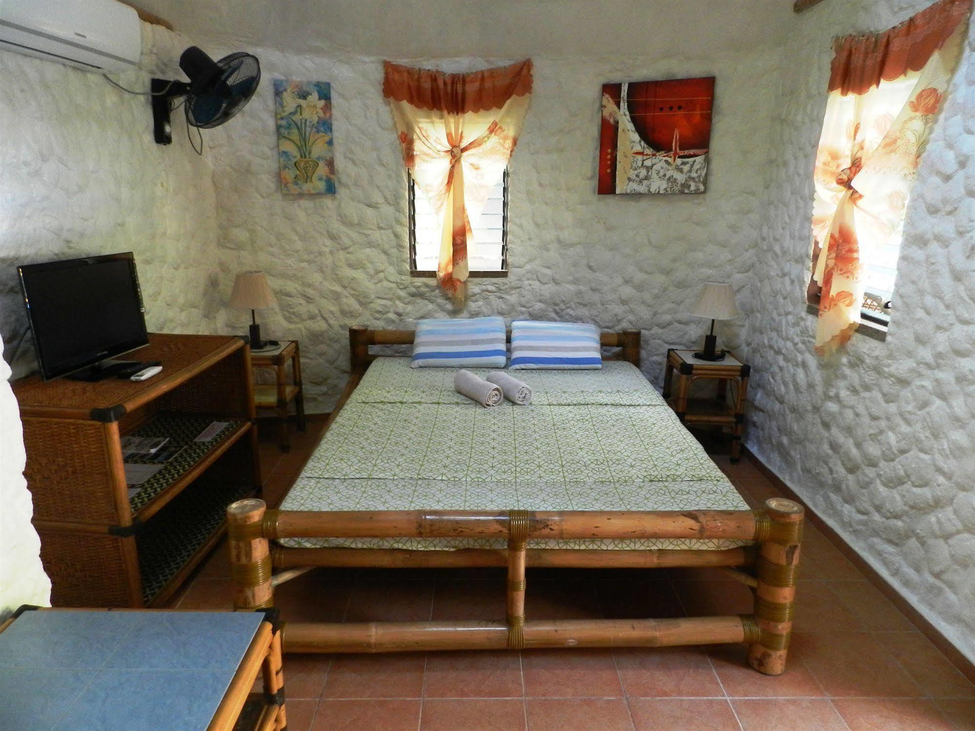 Panglao Chocolate Hills Hostel Экстерьер фото